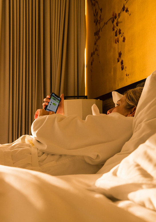 Your Mobile Key gebruikt in hotelkamer